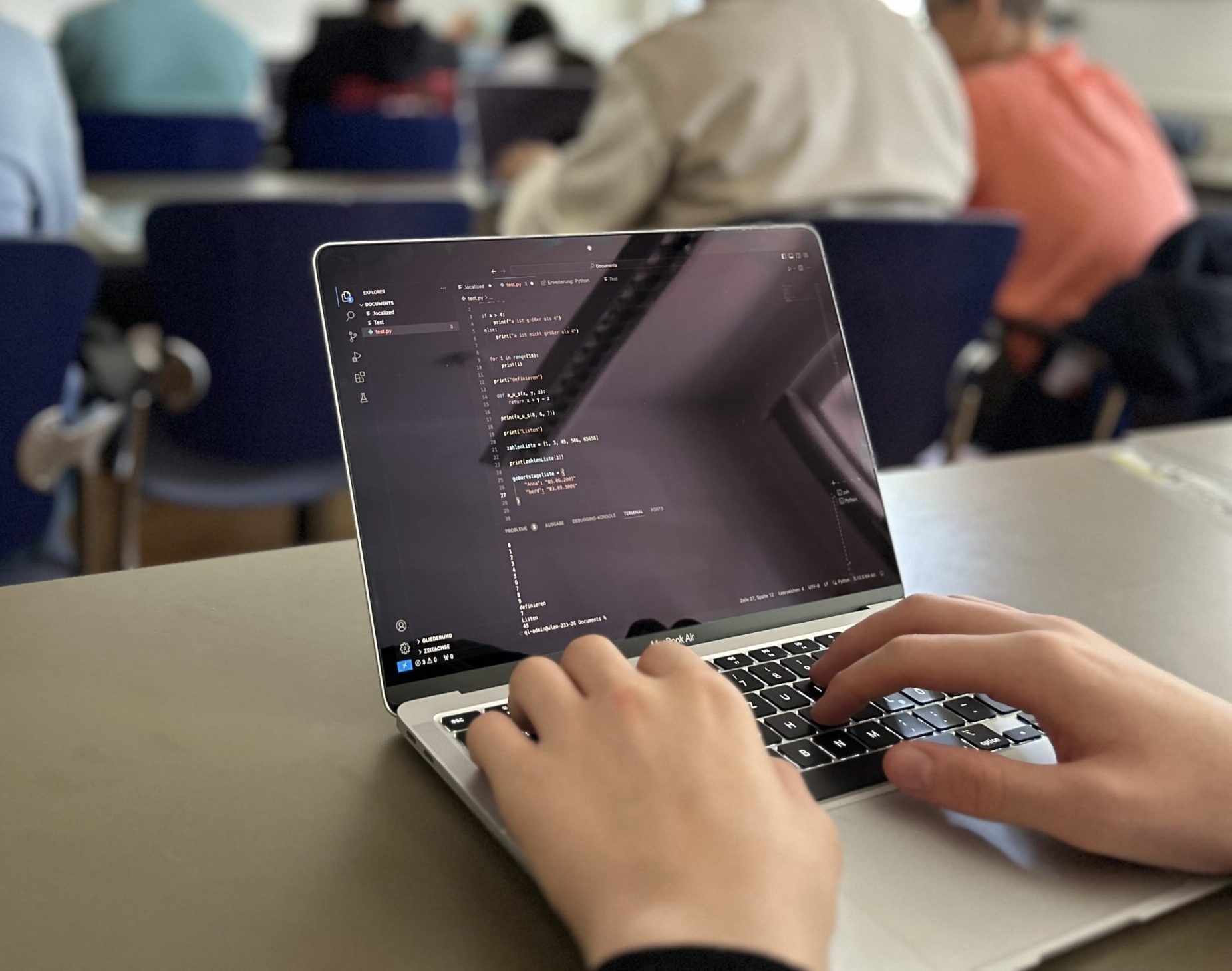 Programmieren mit C++ und Python